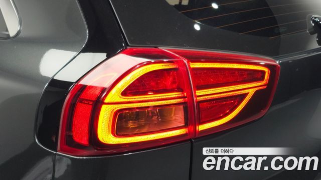 Kia Niro 2022 — photo 9