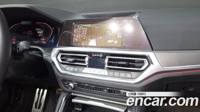 BMW 4-Series 2021 — photo 20