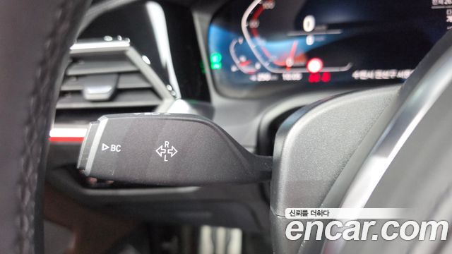 BMW 4-Series 2021 — photo 26