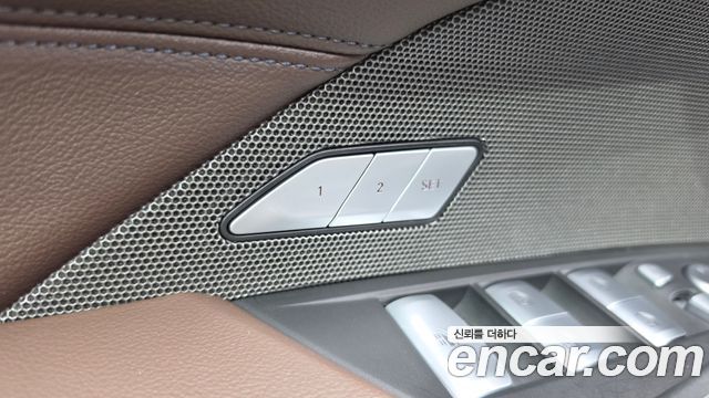 BMW 4-Series 2021 — photo 29