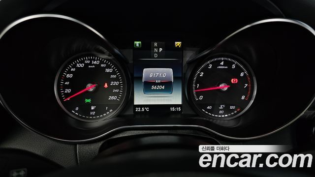 Mercedes-Benz C-Class 2018 — photo 11