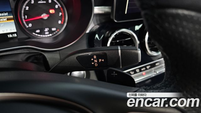 Mercedes-Benz C-Class 2018 — photo 12