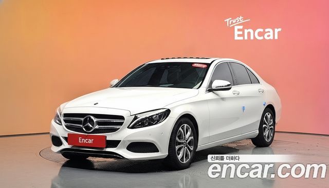 Mercedes-Benz C-Class 2018 — photo 1