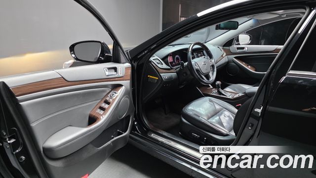 Kia K7 2016 — photo 13