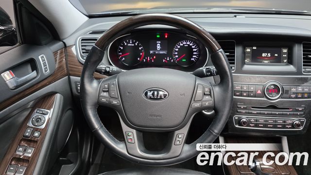 Kia K7 2016 — photo 20