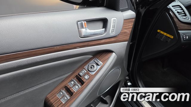 Kia K7 2016 — photo 29