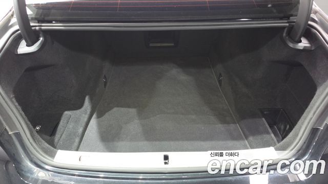 BMW 7-Series 2022 — photo 26