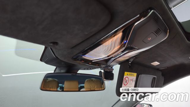 BMW 7-Series 2022 — photo 30