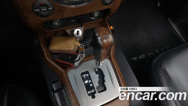 KG Mobility Rexton 2016 — photo 9