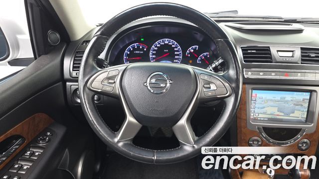 KG Mobility Rexton 2016 — photo 13