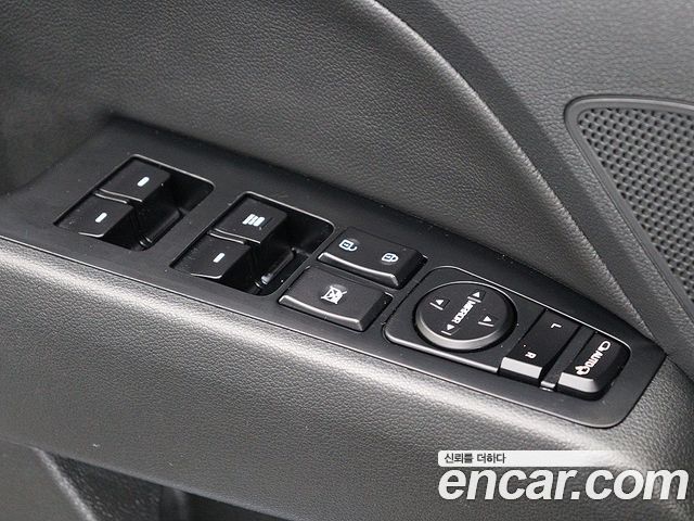 Hyundai AVANTE 2016 — photo 13