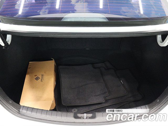 Hyundai AVANTE 2016 — photo 20