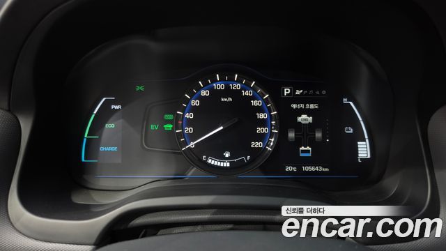 Hyundai Ioniq 2016 — photo 11