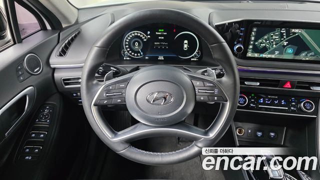 Hyundai Sonata 2022 — photo 19