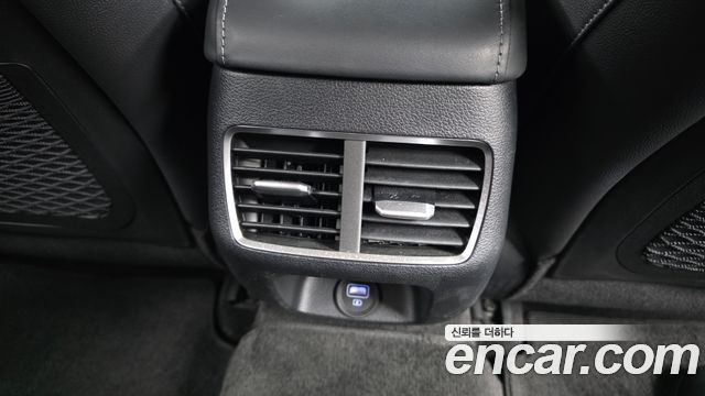 Hyundai Sonata 2022 — photo 29
