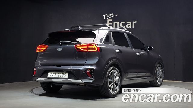 Kia Niro 2020 — photo 2