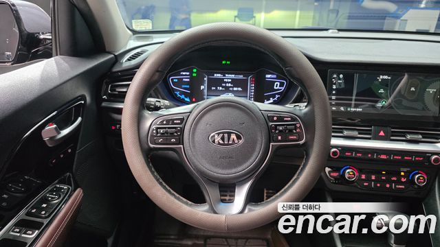 Kia Niro 2020 — photo 19