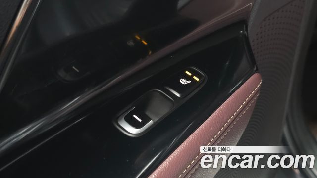 Kia Niro 2020 — photo 28