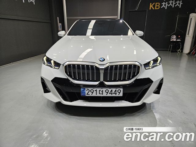 BMW 5-Series 2026 — photo 3