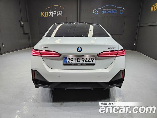 BMW 5-Series 2026 — photo 4