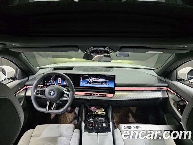 BMW 5-Series 2026 — photo 7