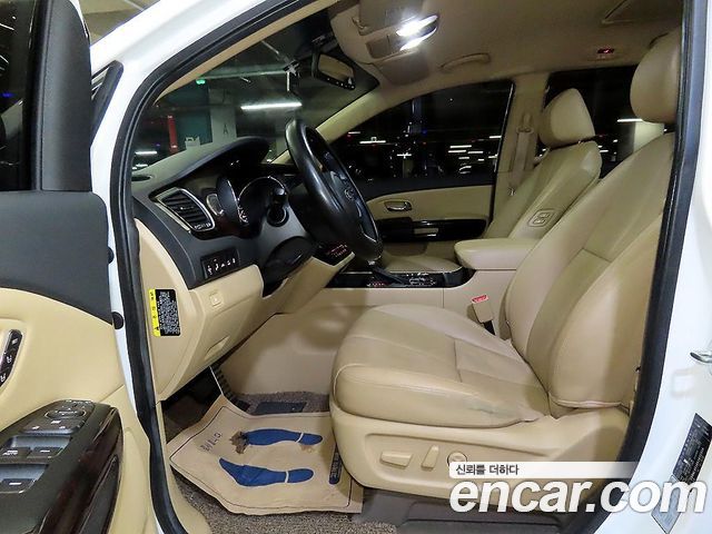 Kia Canival 2019 — photo 6
