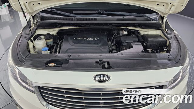 Kia Canival 2016 — photo 6