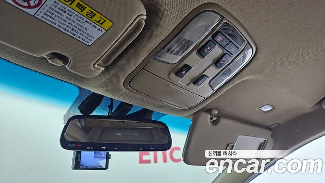 Kia Canival 2016 — photo 23