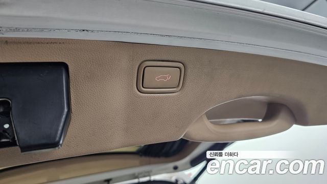 Kia Canival 2016 — photo 28