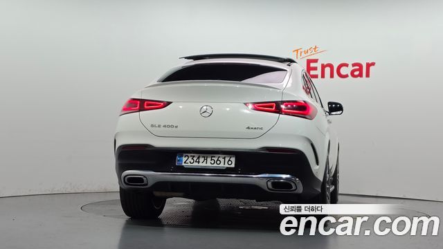 Mercedes-Benz GLE-Class 2023 — photo 4