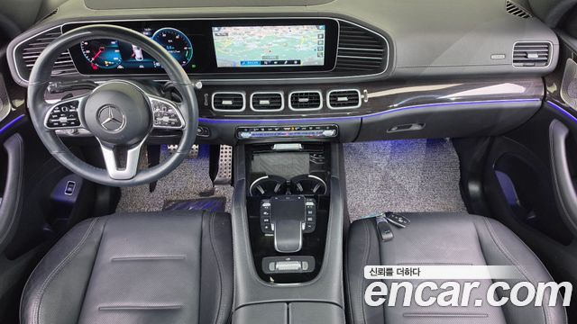 Mercedes-Benz GLE-Class 2023 — photo 10