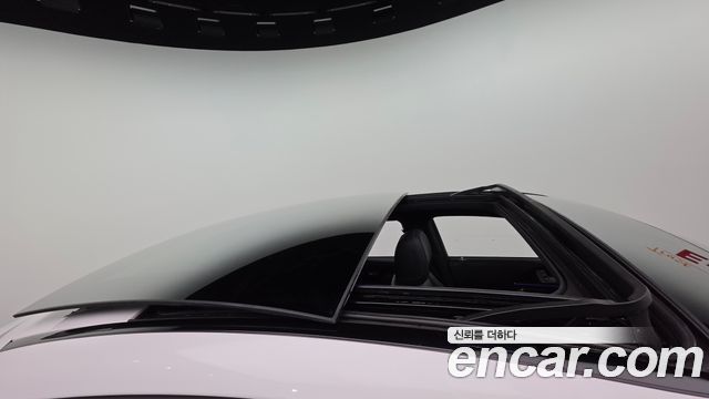 Mercedes-Benz GLE-Class 2023 — photo 18