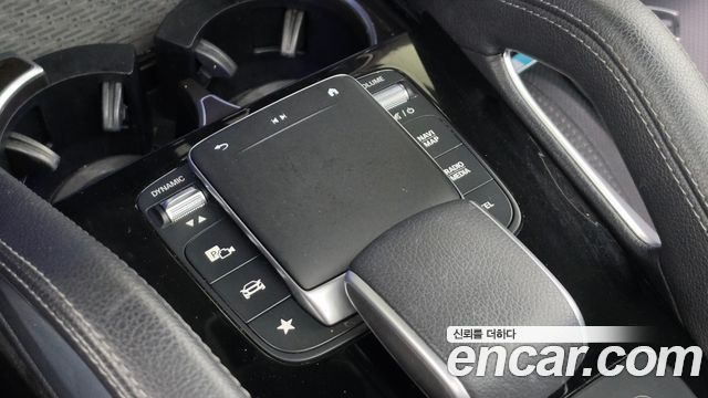 Mercedes-Benz GLE-Class 2023 — photo 30