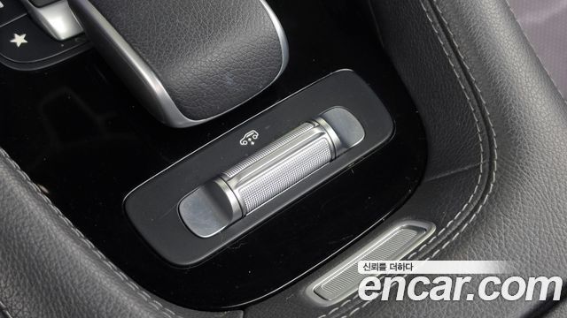 Mercedes-Benz GLE-Class 2023 — photo 31