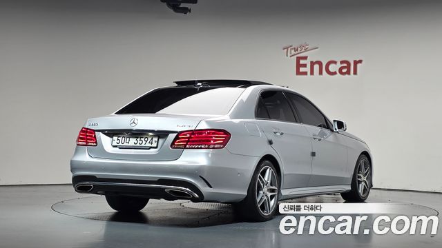 Mercedes-Benz E-Class 2015 — photo 2