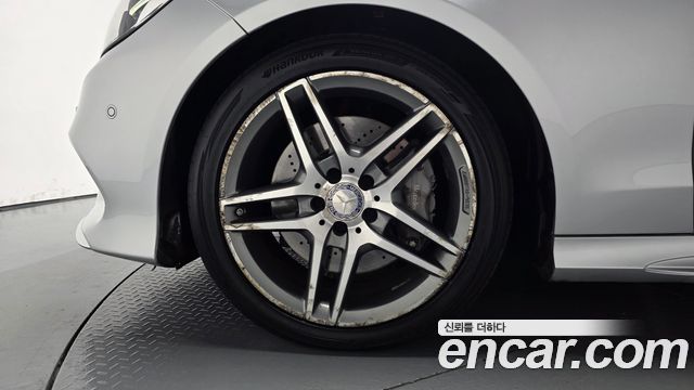 Mercedes-Benz E-Class 2015 — photo 5