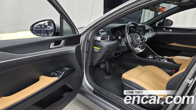 Kia K5 2020 — photo 13