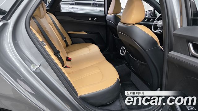 Kia K5 2020 — photo 17