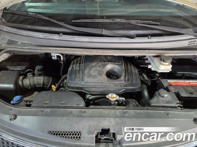 Hyundai Starex 2015 — photo 8