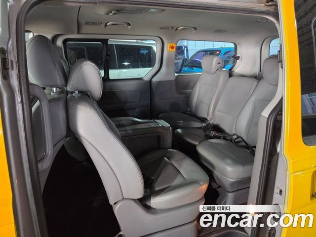 Hyundai Starex 2015 — photo 13