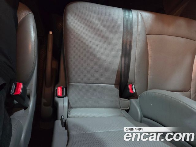 Hyundai Starex 2015 — photo 15
