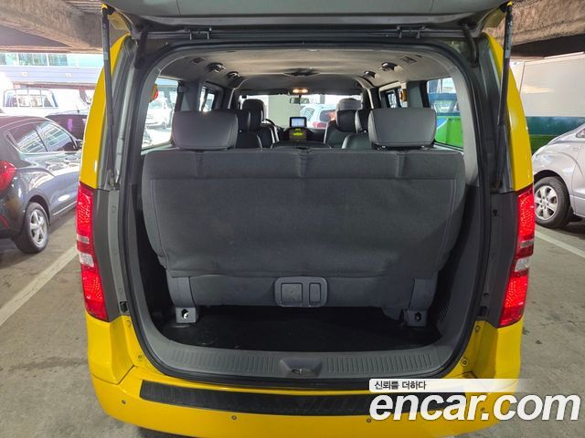 Hyundai Starex 2015 — photo 16