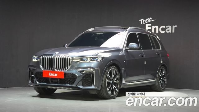 BMW X7 2022 — photo 1