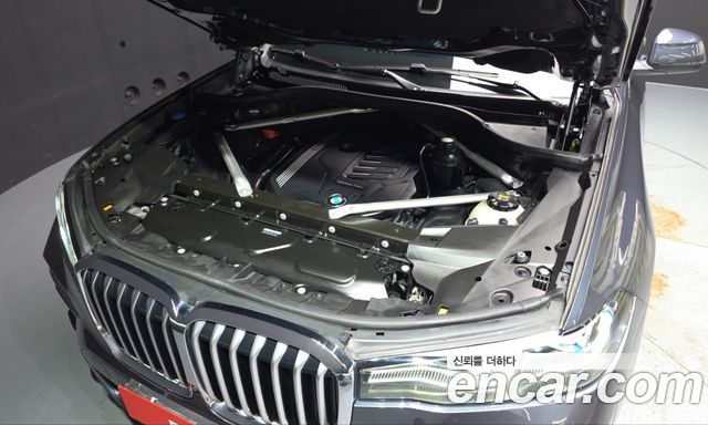 BMW X7 2022 — photo 6