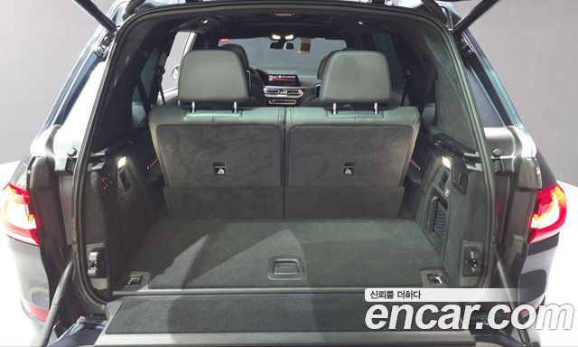 BMW X7 2022 — photo 26