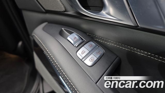 BMW X7 2022 — photo 30