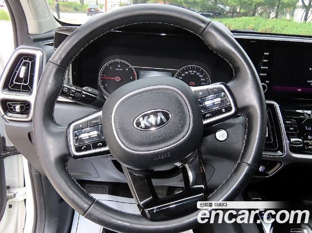 Kia Sorento 2021 — photo 8