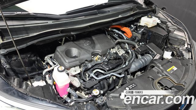 Toyota Sienna 2022 — photo 6