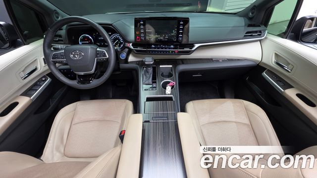Toyota Sienna 2022 — photo 10