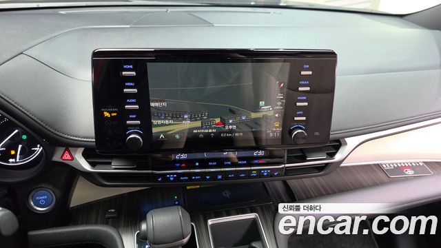 Toyota Sienna 2022 — photo 19